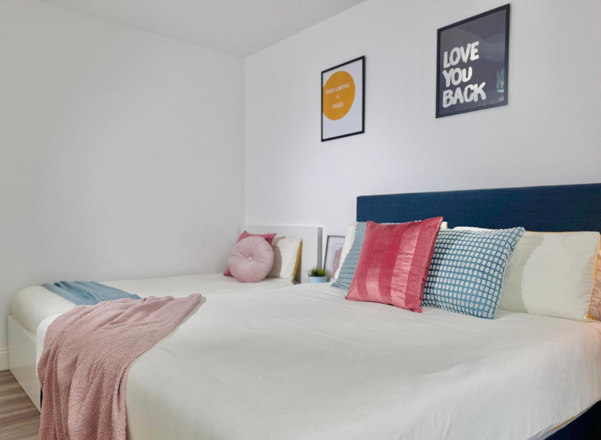 Cosy 1-Bed Flat 30Min To Central London & Parking 외부 사진