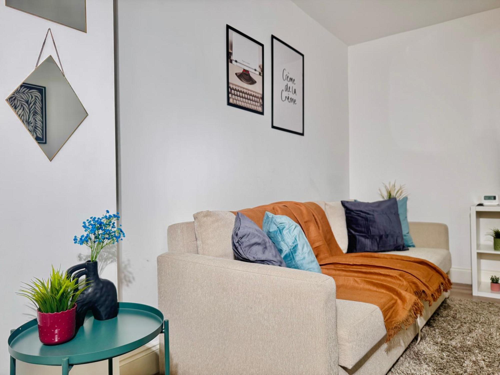 Cosy 1-Bed Flat 30Min To Central London & Parking 외부 사진