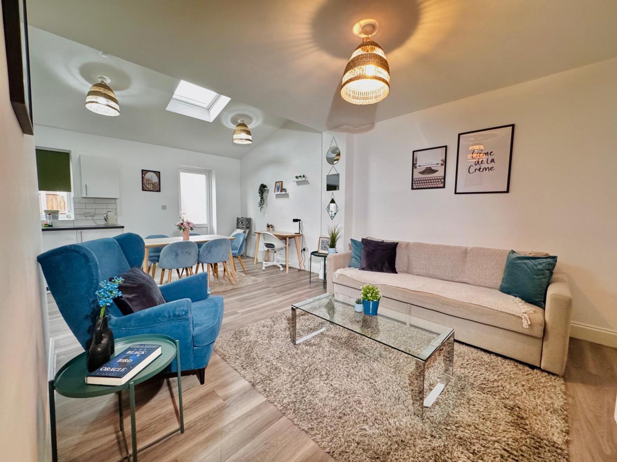 Cosy 1-Bed Flat 30Min To Central London & Parking 외부 사진